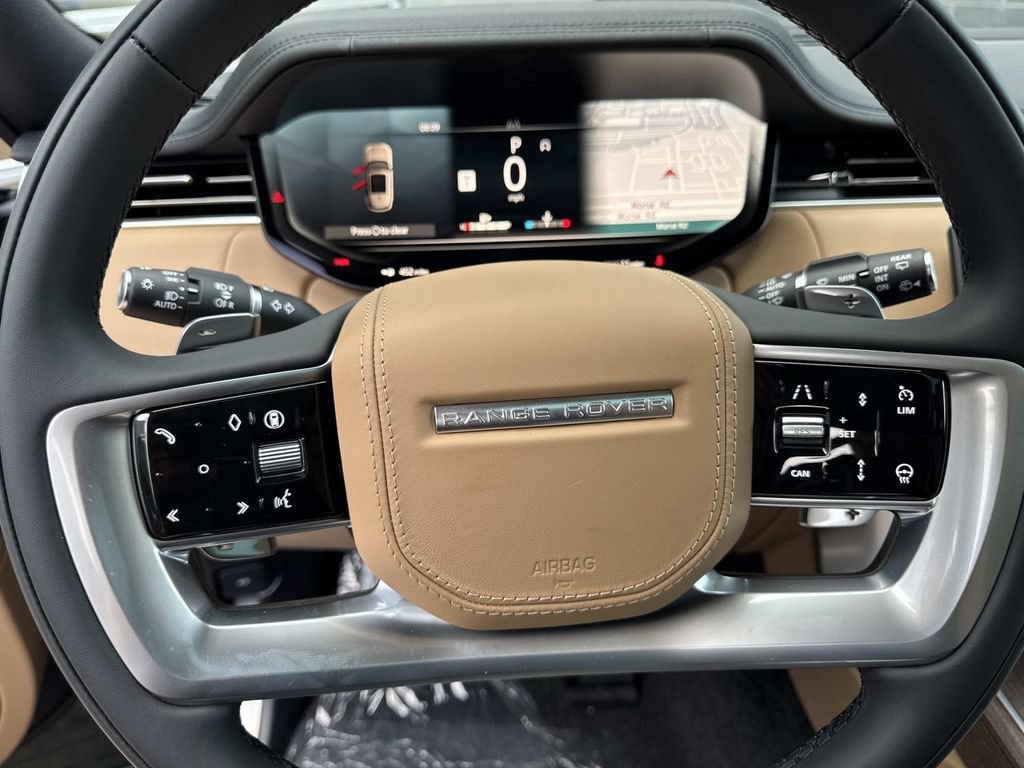 New 2026 Land Rover Range Rover Long Wheelbase SE AWD/4WD image 30