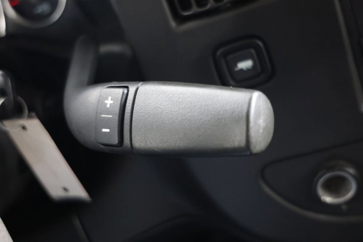 Used 2019 Chevrolet Express 3500 LT w/ LT Preferred Equipment Group RWD image 6