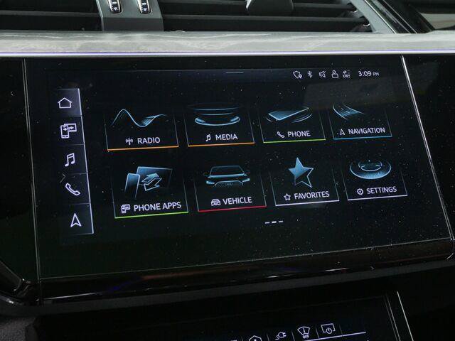 Used 2022 Audi e-tron Chronos w/ Chronos Package AWD/4WD image 23