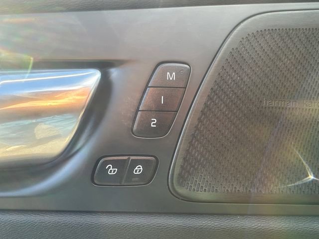 Used 2021 Volvo XC60 T5 Inscription w/ Advanced Package image 31