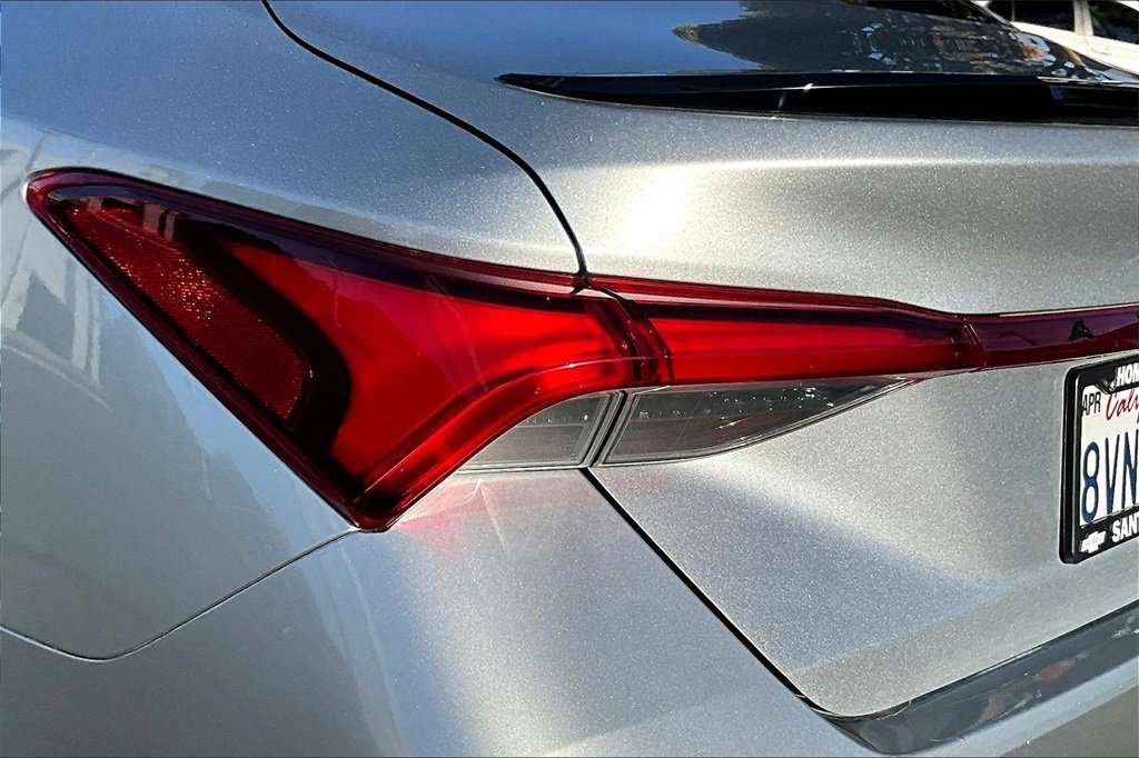 Used 2020 Toyota Avalon XSE w/ Carpet Mat Package image 29