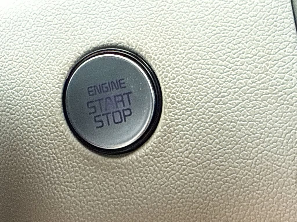 Used 2023 Kia Sorento SX AWD/4WD image 38