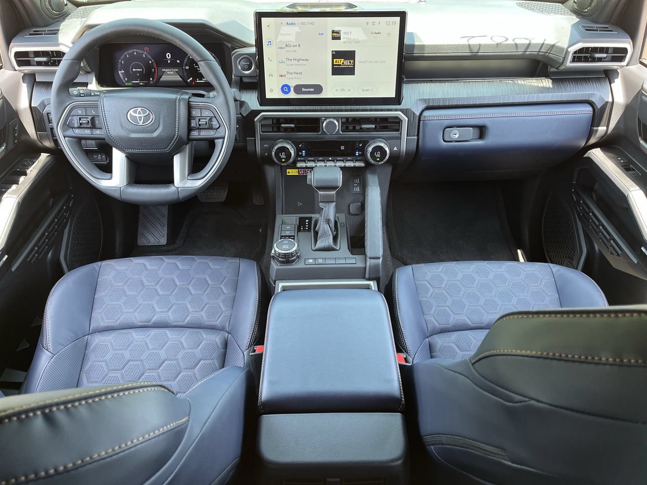 Used 2026 Toyota 4Runner Platinum AWD/4WD image 9