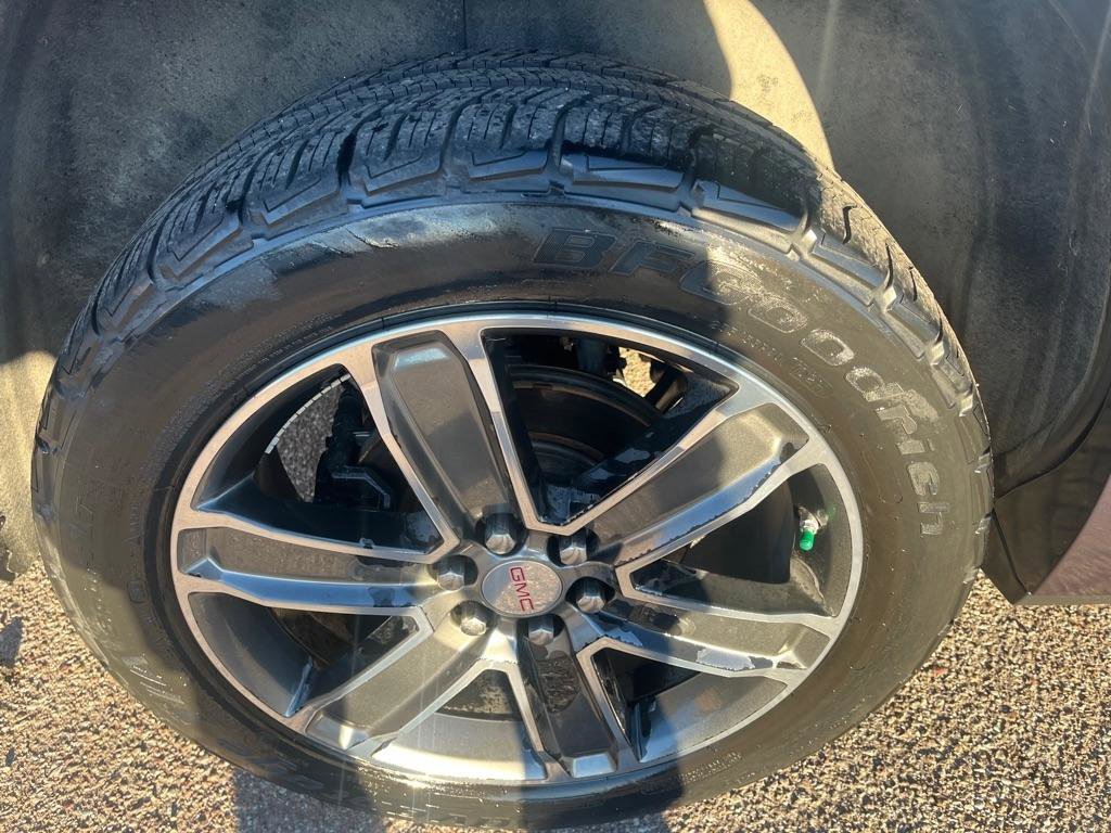 Used 2019 GMC Acadia Denali AWD/4WD image 36