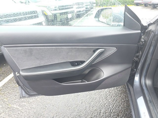 Used 2019 Tesla Model 3 Long Range image 8