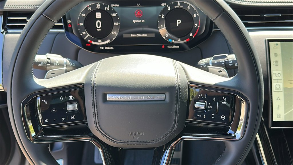 New 2025 Land Rover Range Rover Sport Dynamic SE image 13