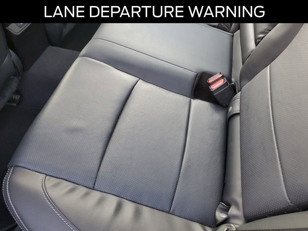 Used 2017 Subaru Legacy 2.5i Limited image 10