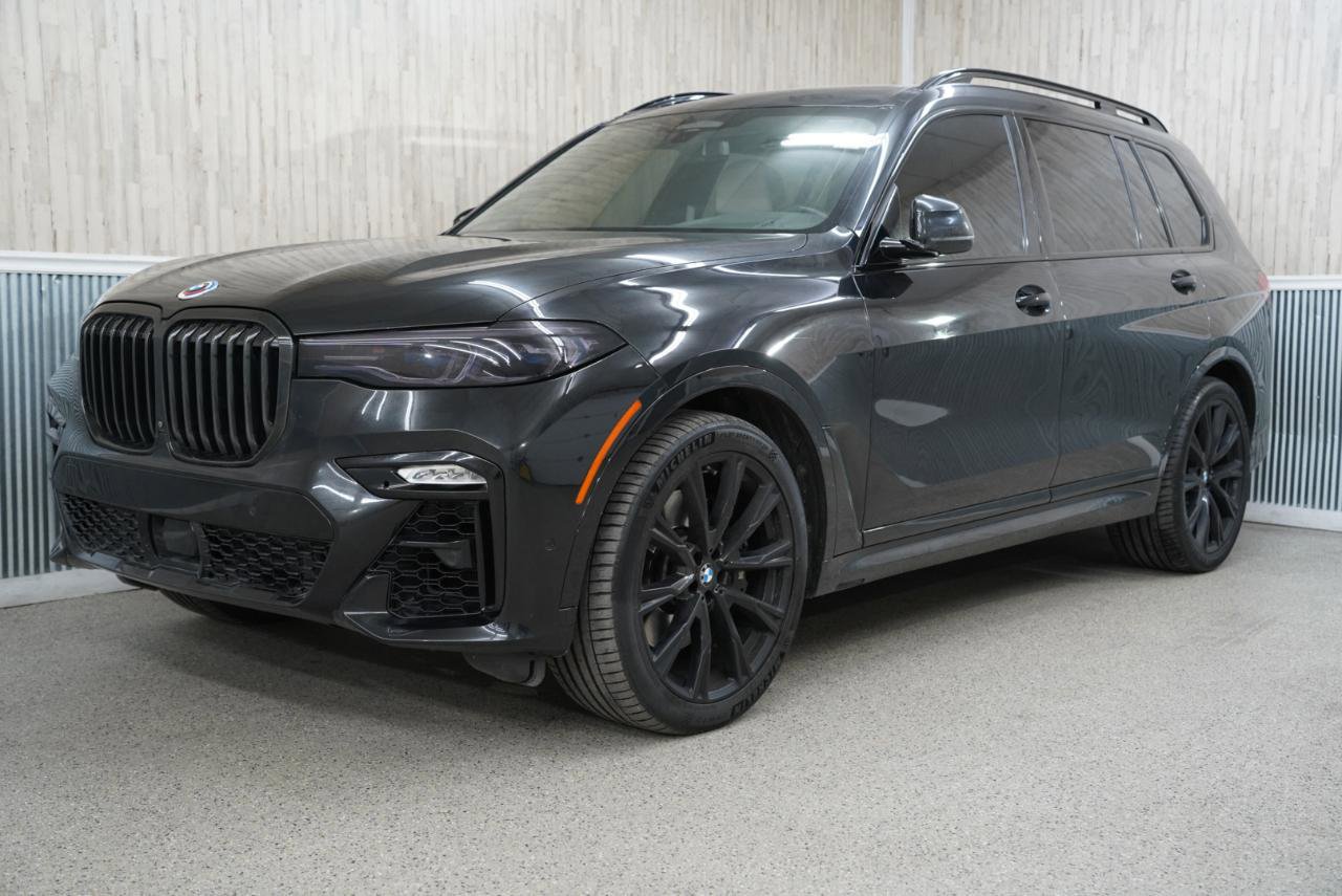 Used 2022 BMW X7 M50i w/ Dynamic Handling Package image 4