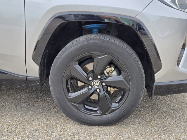 Used 2020 Toyota RAV4 XSE w/ XSE Grade Weather Package AWD/4WD image 4