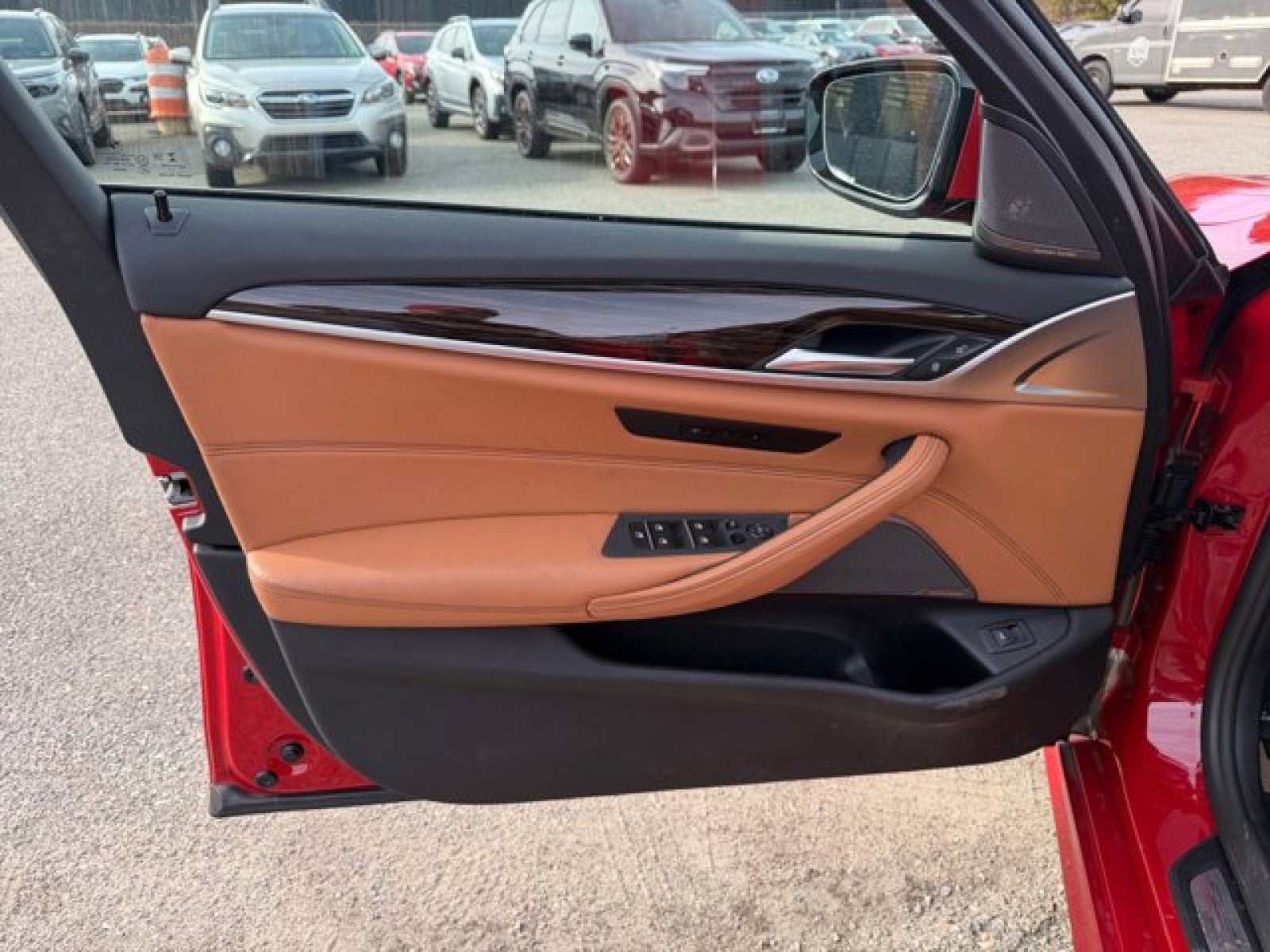 Used 2022 BMW 530i xDrive w/ M Sport Package image 21