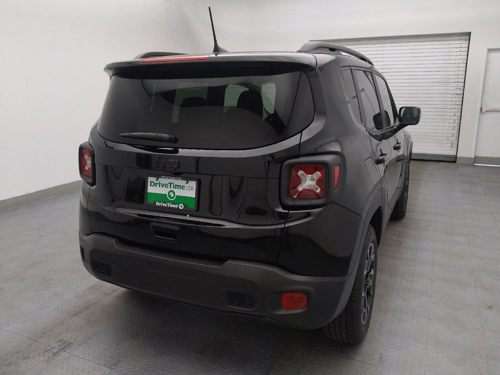 Used 2023 Jeep Renegade Latitude image 7