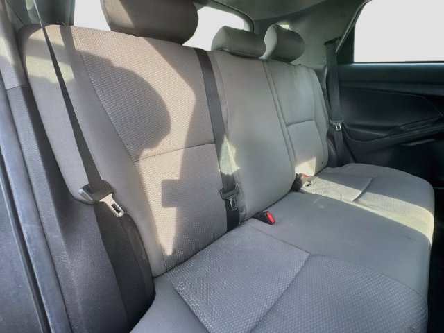 Used 2010 Toyota Matrix FWD image 19
