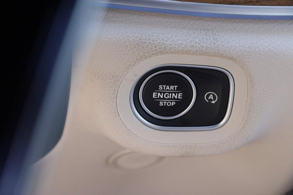 Used 2024 Mercedes-Benz GLE 450 4MATIC image 16