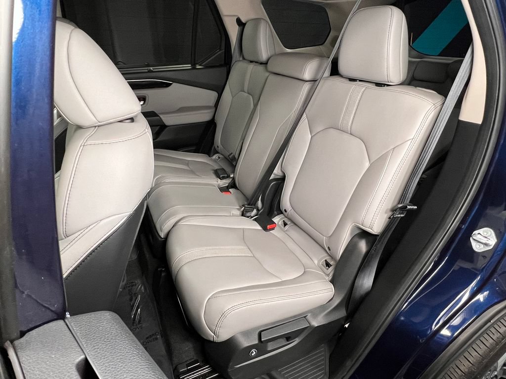 Used 2023 Honda Pilot Touring image 23