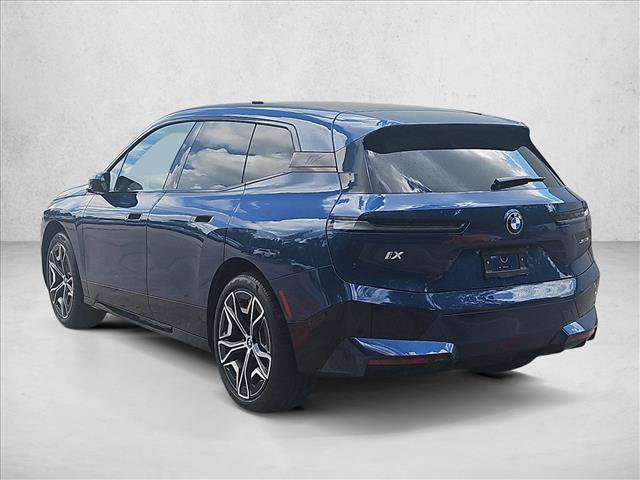 Used 2025 BMW iX xDrive50 AWD/4WD image 8