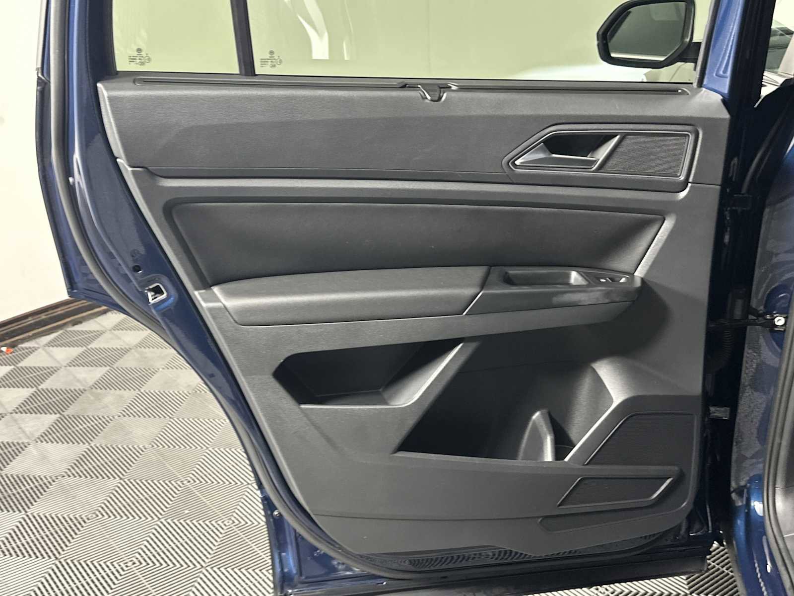 Used 2019 Volkswagen Atlas SE image 24