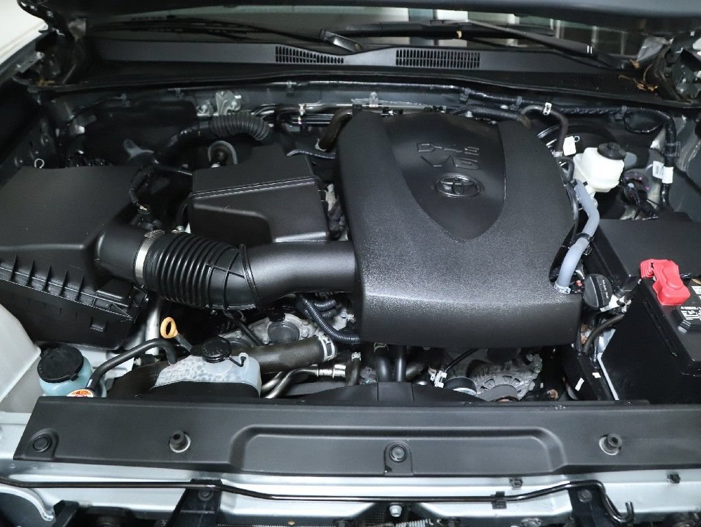 Used 2023 Toyota Tacoma SR AWD/4WD image 32