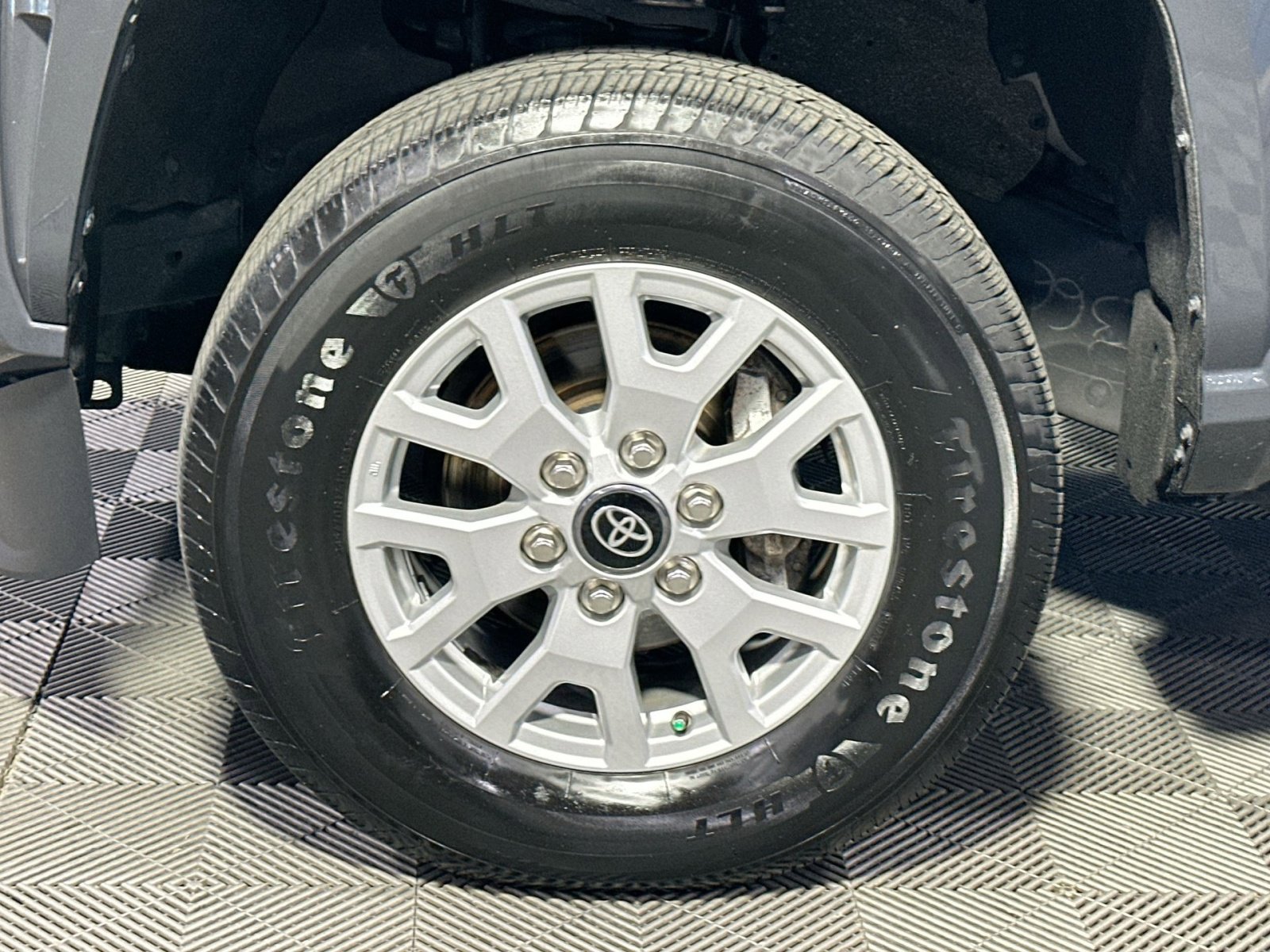 Used 2024 Toyota Tacoma SR5 image 12