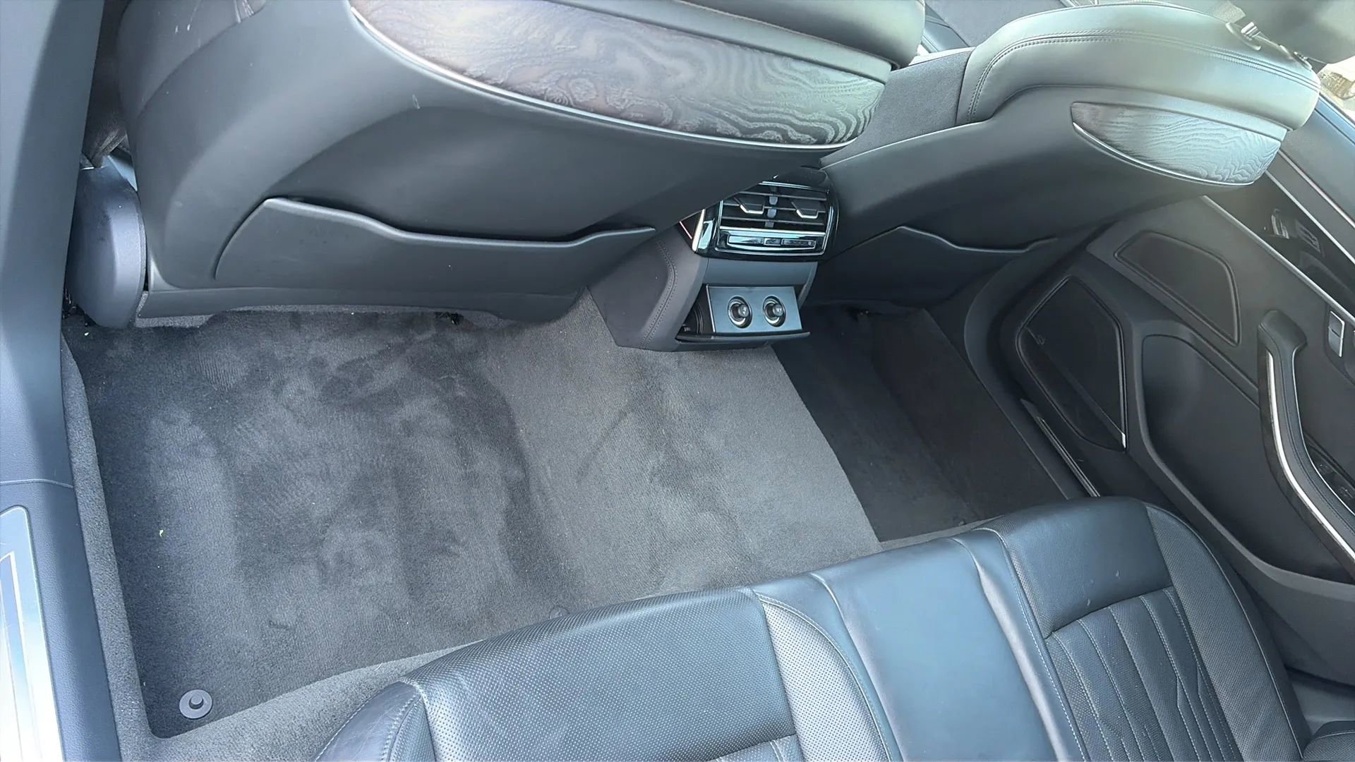 Used 2022 Audi A8 L 3.0T w/ Executive Package AWD/4WD image 60