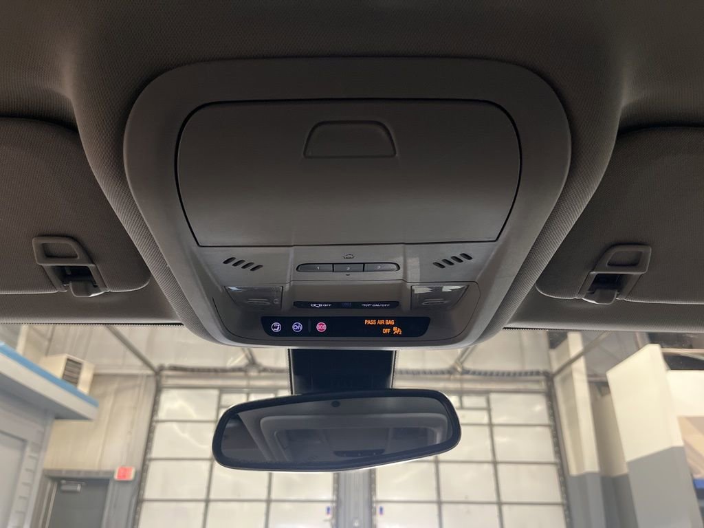 Used 2021 Chevrolet Equinox Premier w/ LPO, Floor Liner Package image 31