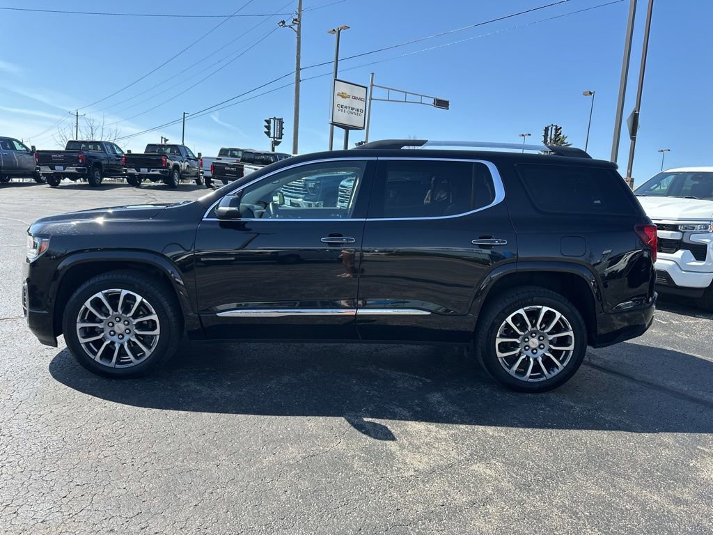 Used 2023 GMC Acadia Denali w/ Trailering Package image 6