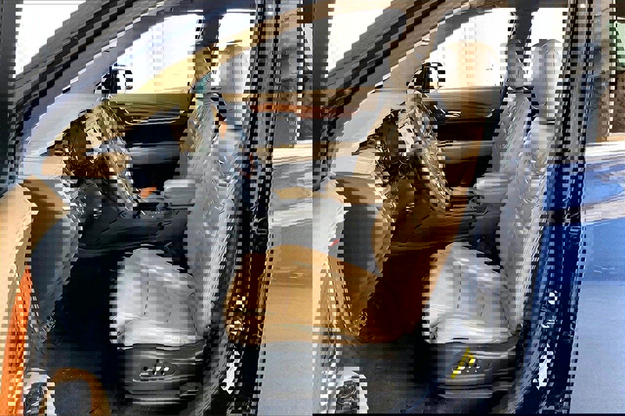 Used 2017 Cadillac XT5 Platinum image 15