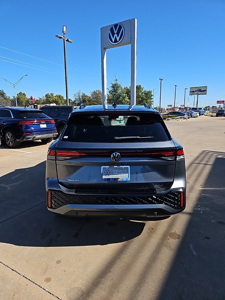 New 2026 Volkswagen Tiguan SE R-Line image 6