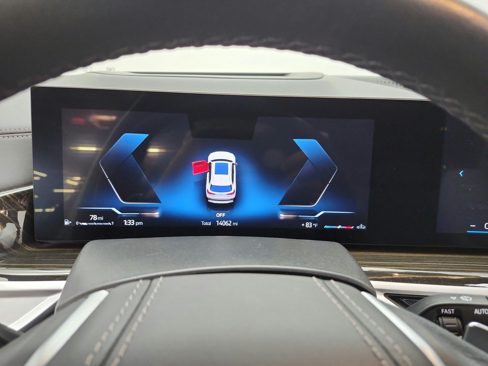 Used 2024 BMW X5 sDrive40i w/ Premium Package RWD image 12