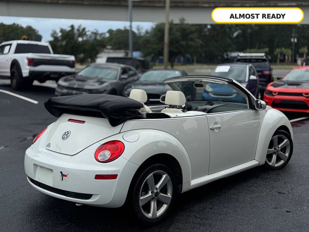 Used 2007 Volkswagen Beetle Triple White Edition FWD image 5