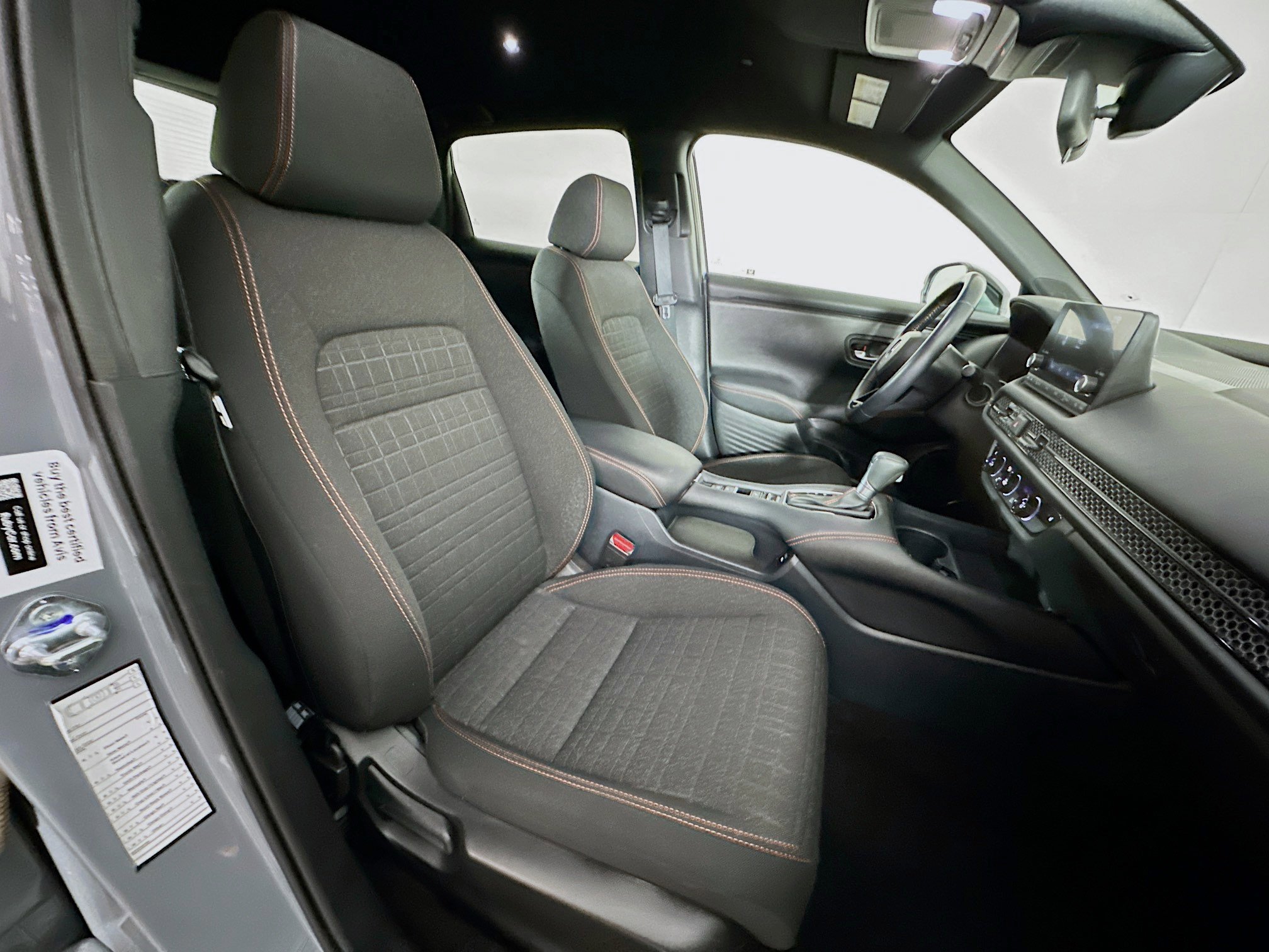 Used 2025 Honda HR-V Sport image 29