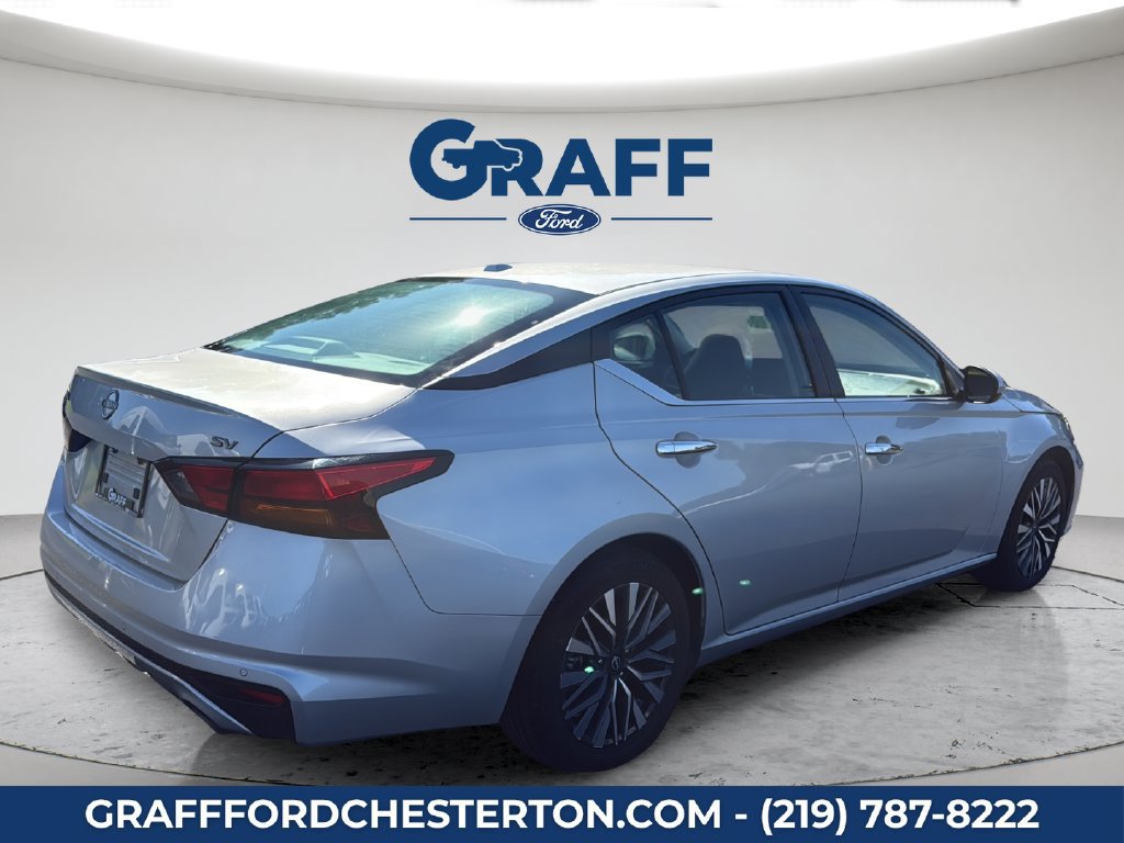 Used 2024 Nissan Altima 2.5 SV w/ SV Premium Package FWD image 8