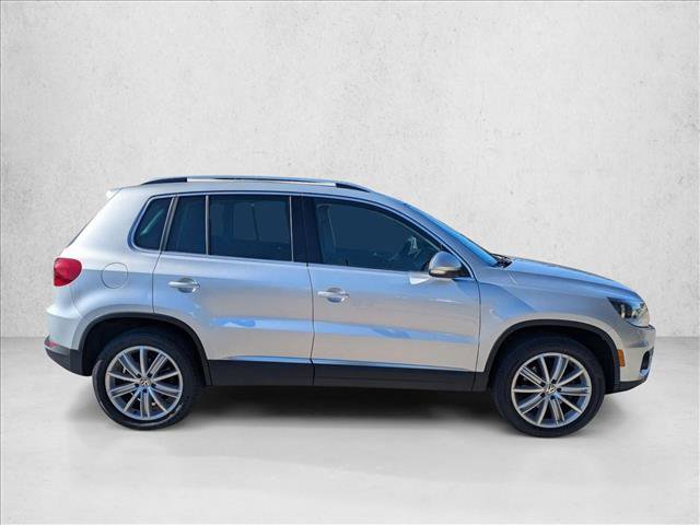 Used 2014 Volkswagen Tiguan SE image 4