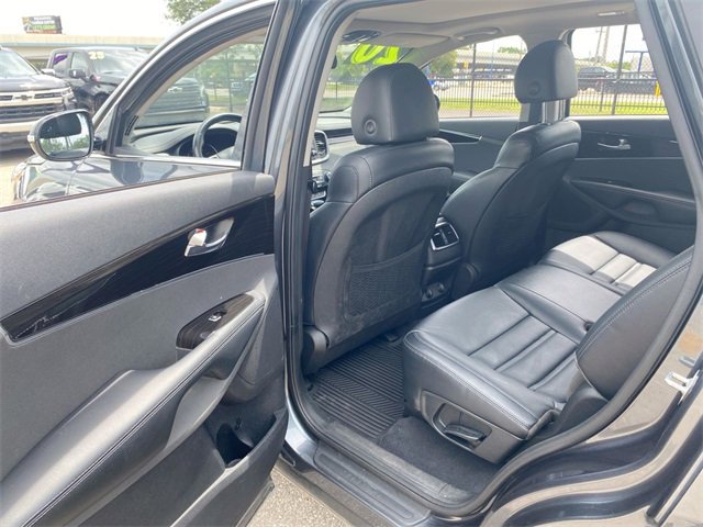 Used 2020 Kia Sorento EX image 15