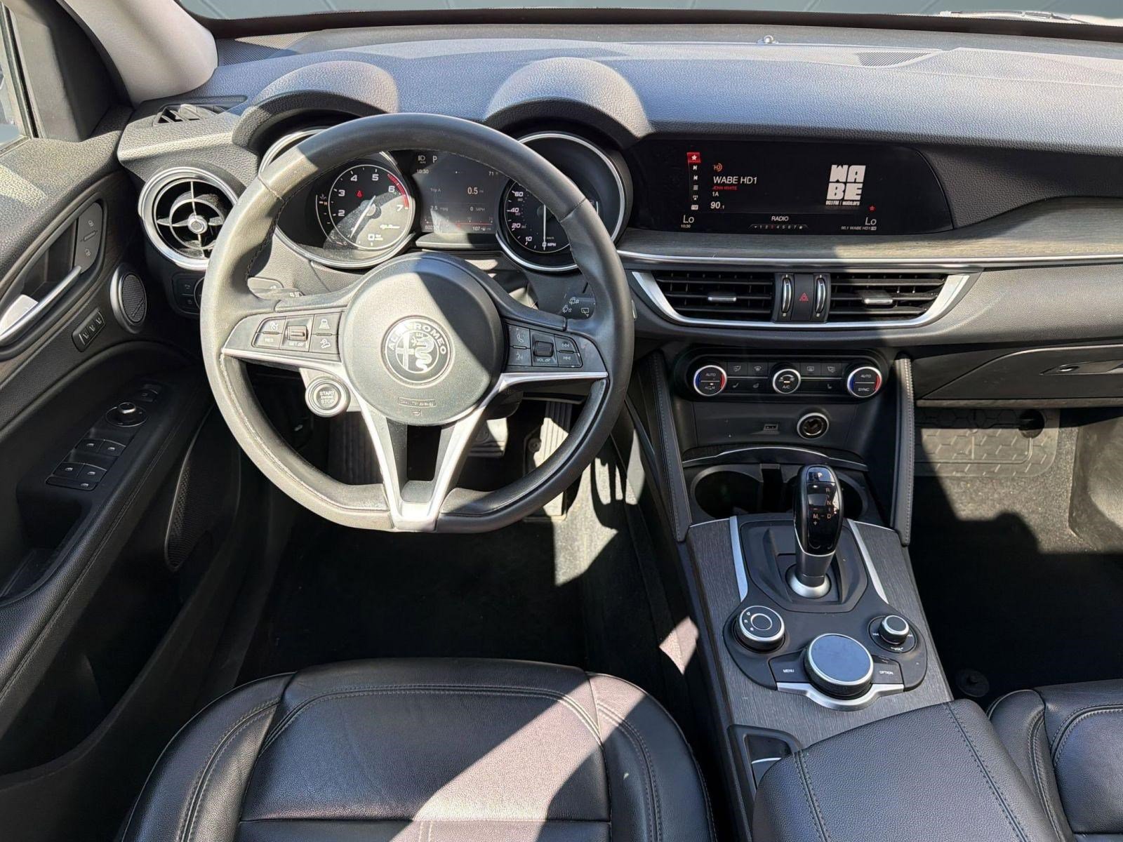 Used 2018 Alfa Romeo Stelvio Ti image 27