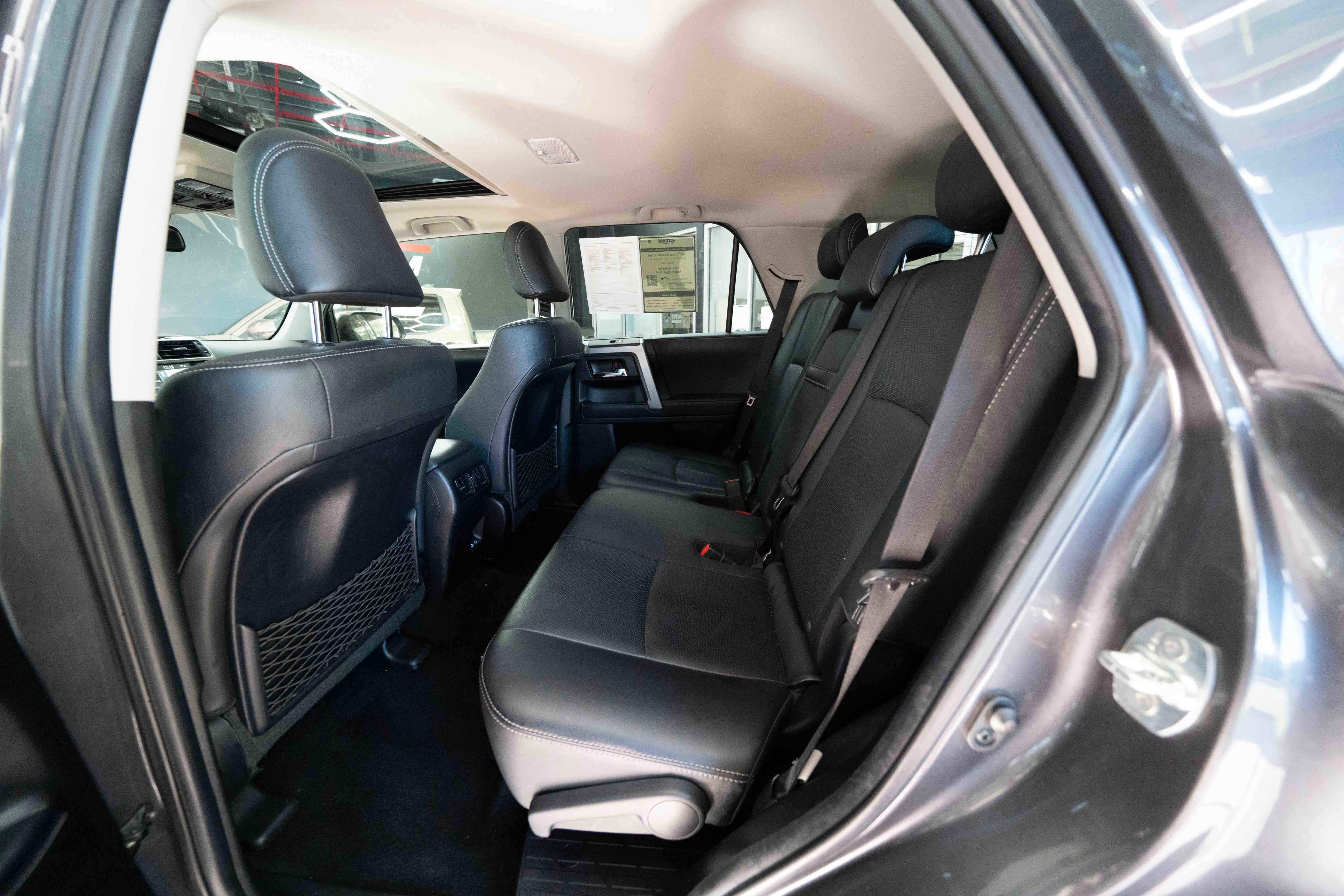 Used 2023 Toyota 4Runner Limited image 23