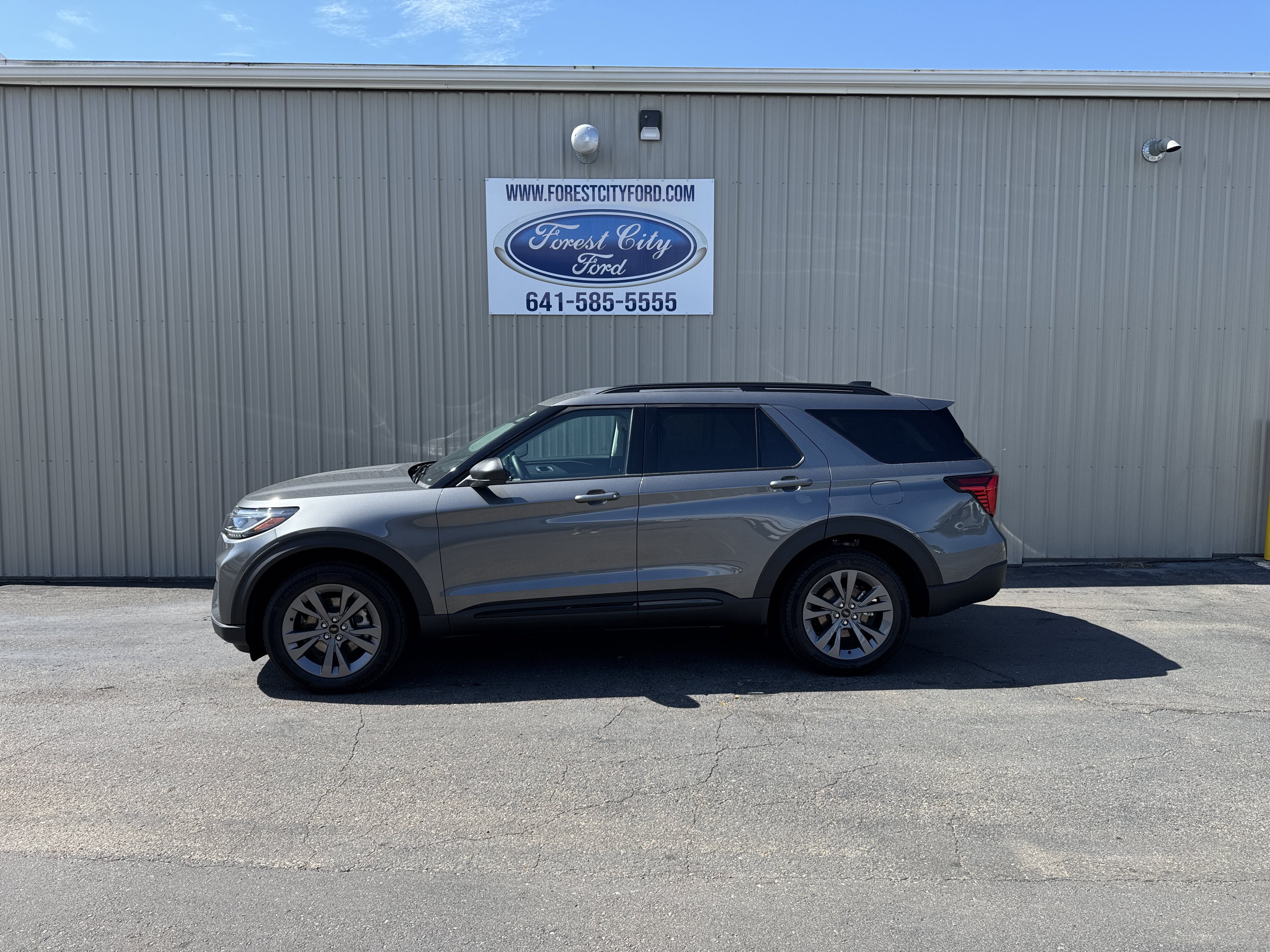 New 2026 Ford Explorer Active w/ Active Comfort Package