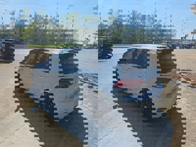 Used 2021 Volkswagen GTI S image 3