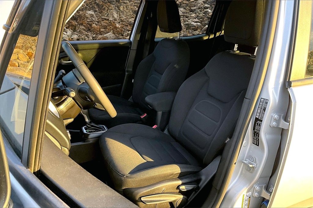 Used 2020 Jeep Renegade Latitude image 23