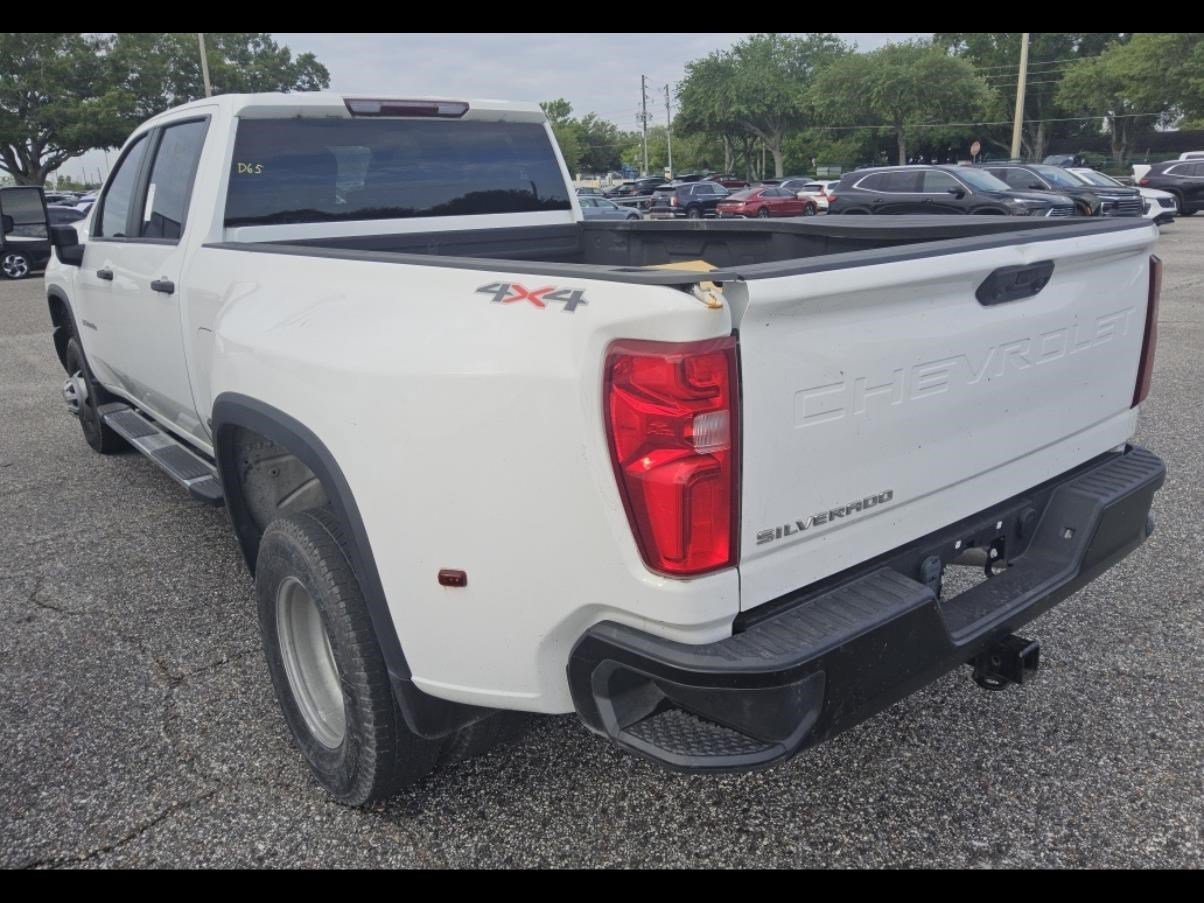 Used 2024 Chevrolet Silverado 3500 W/T AWD/4WD image 4