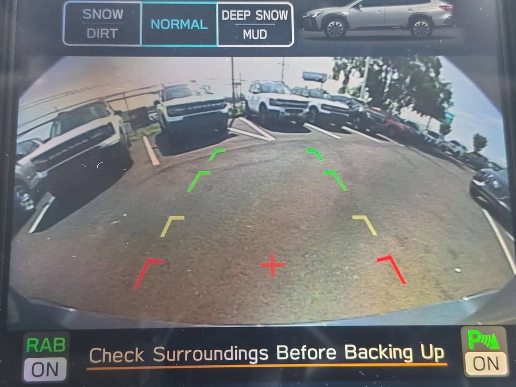 Used 2025 Subaru Outback Onyx Edition AWD/4WD image 17