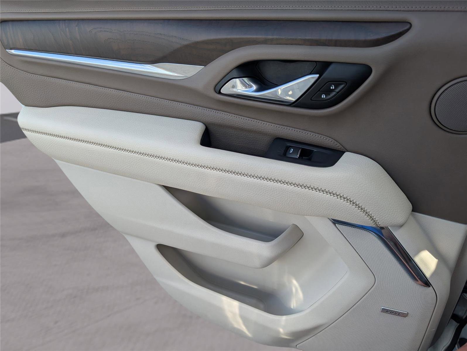 Used 2021 GMC Yukon Denali RWD image 30