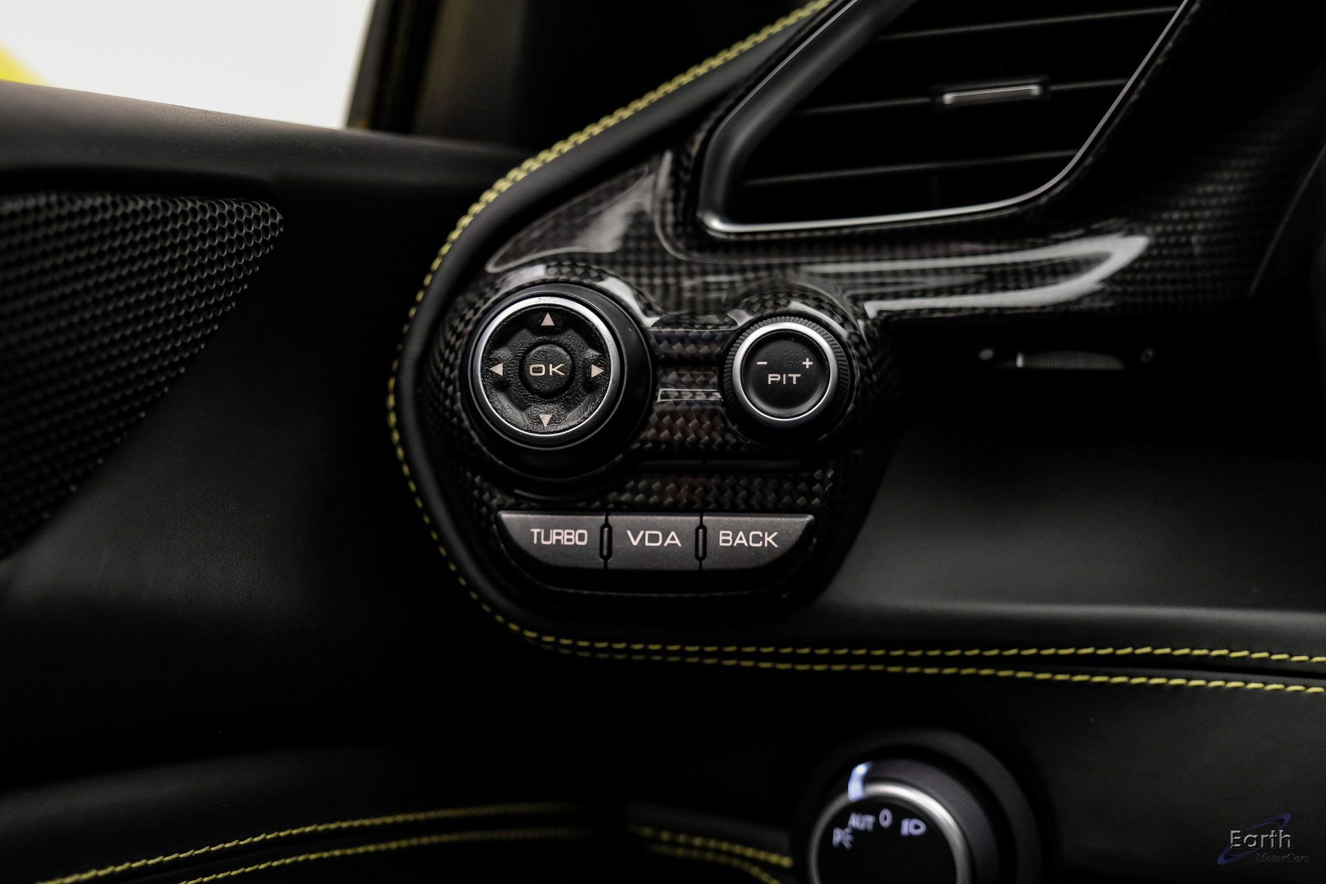 Used 2017 Ferrari 488 Spider image 86