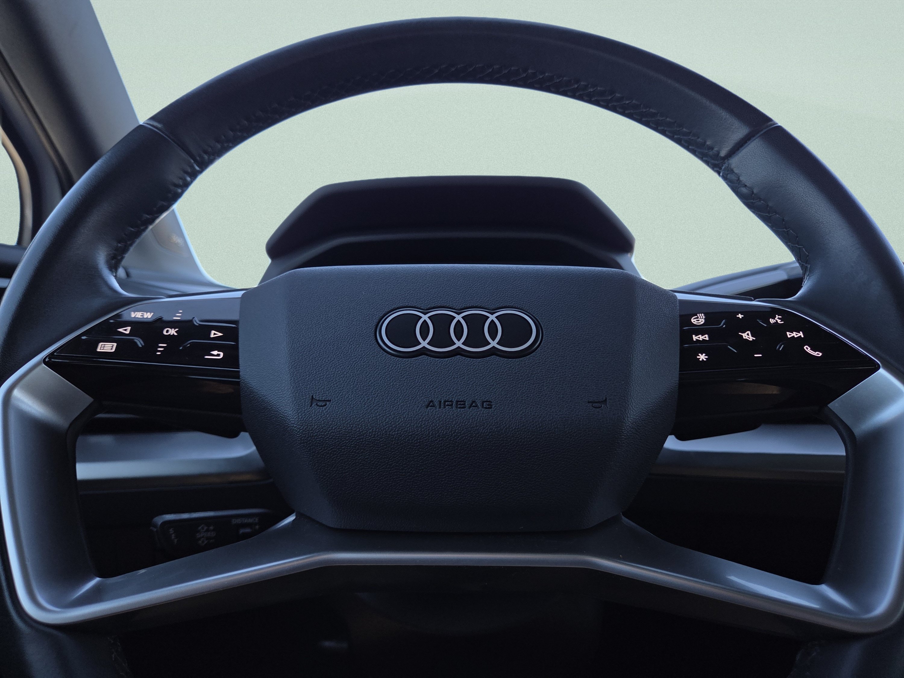 Used 2023 Audi Q4 e-tron Premium Plus w/ Premium Plus AWD/4WD image 32
