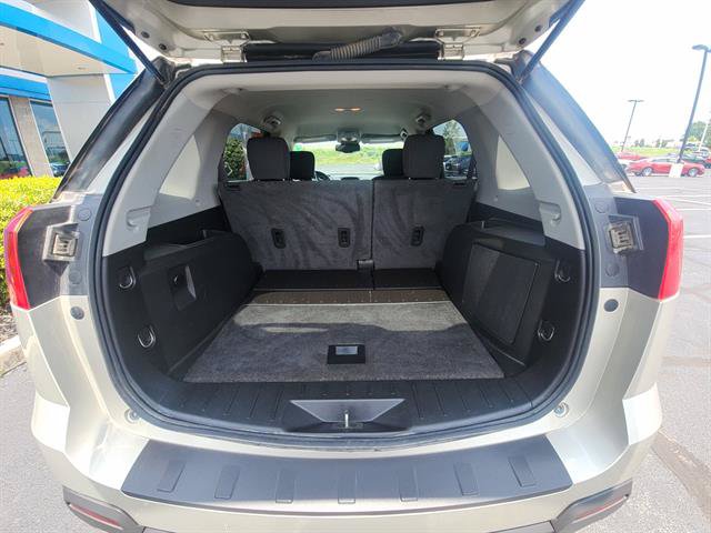 Used 2015 GMC Terrain SLE w/ Convenience Package AWD/4WD image 13