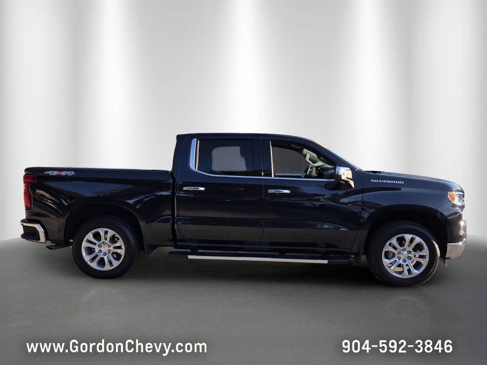 Used 2024 Chevrolet Silverado 1500 LTZ w/ Technology Package AWD/4WD image 7