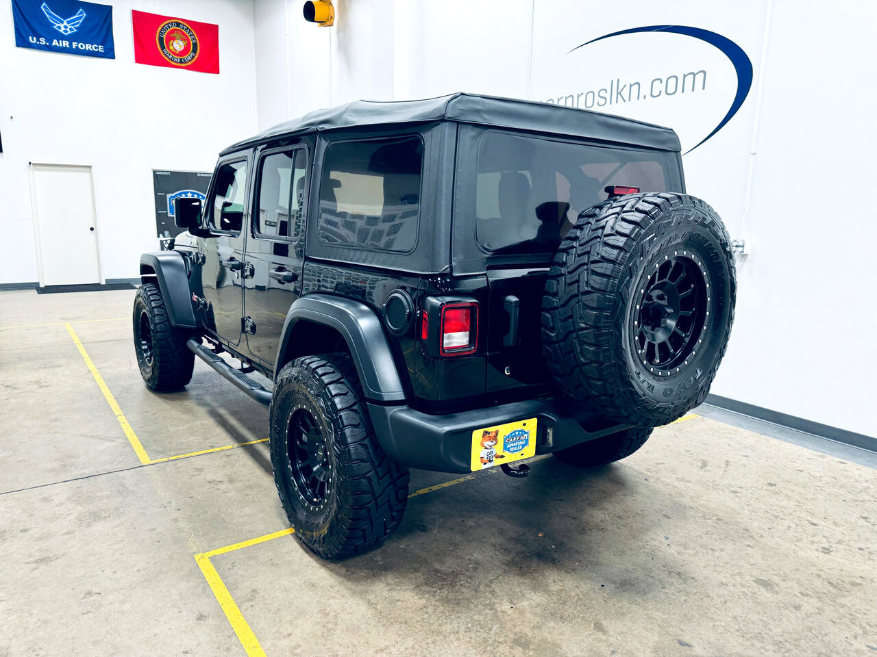 Used 2018 Jeep Wrangler Unlimited Sport S image 5
