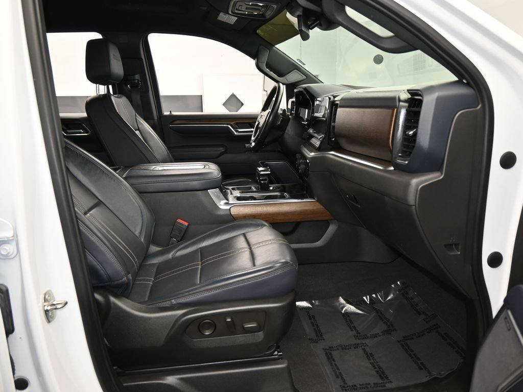 Used 2022 Chevrolet Silverado 1500 High Country image 64
