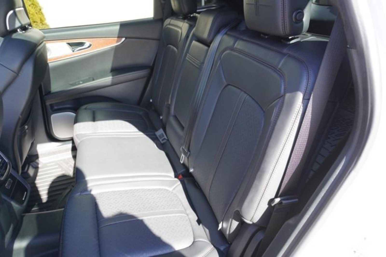 Used 2019 Lincoln Nautilus Black Label AWD/4WD image 18