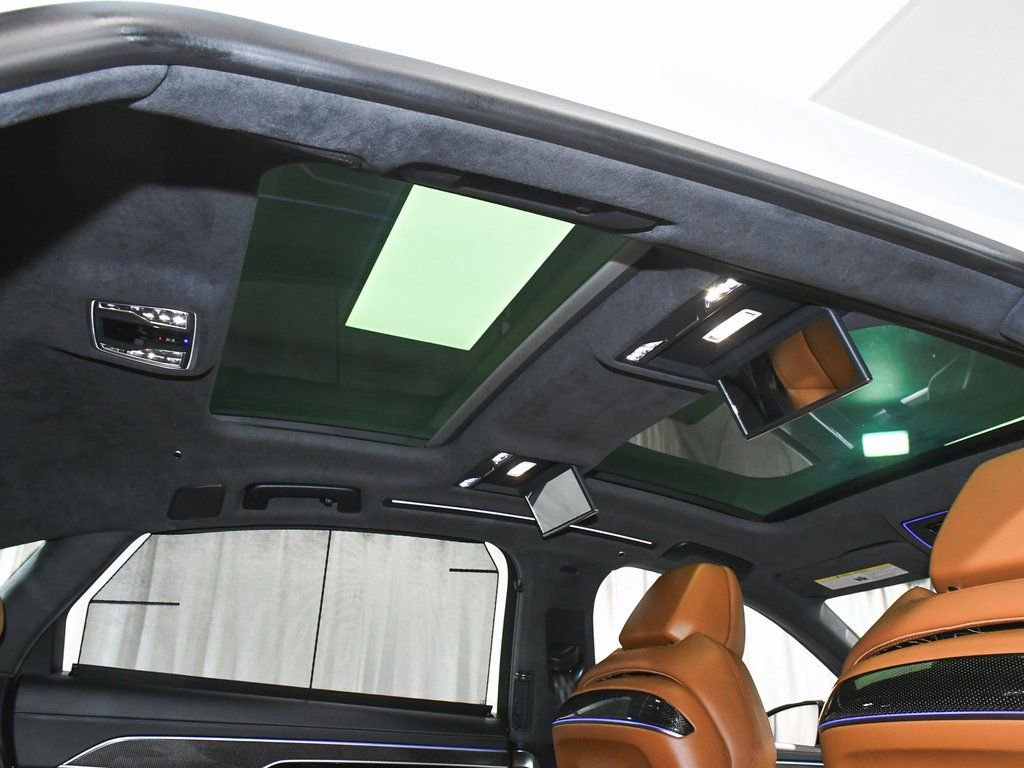 Used 2022 Audi S8 w/ S8 Comfort Plus Package AWD/4WD image 74