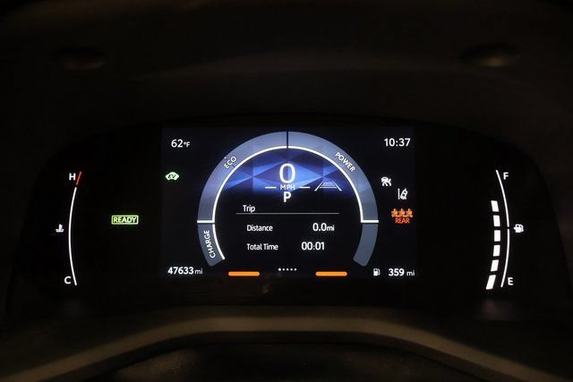 Used 2025 Toyota Camry SE FWD image 16